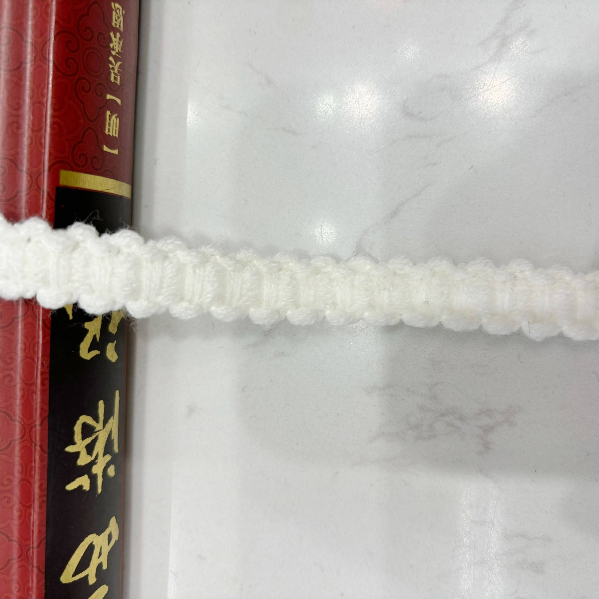 화이트 울 대나무 레이스