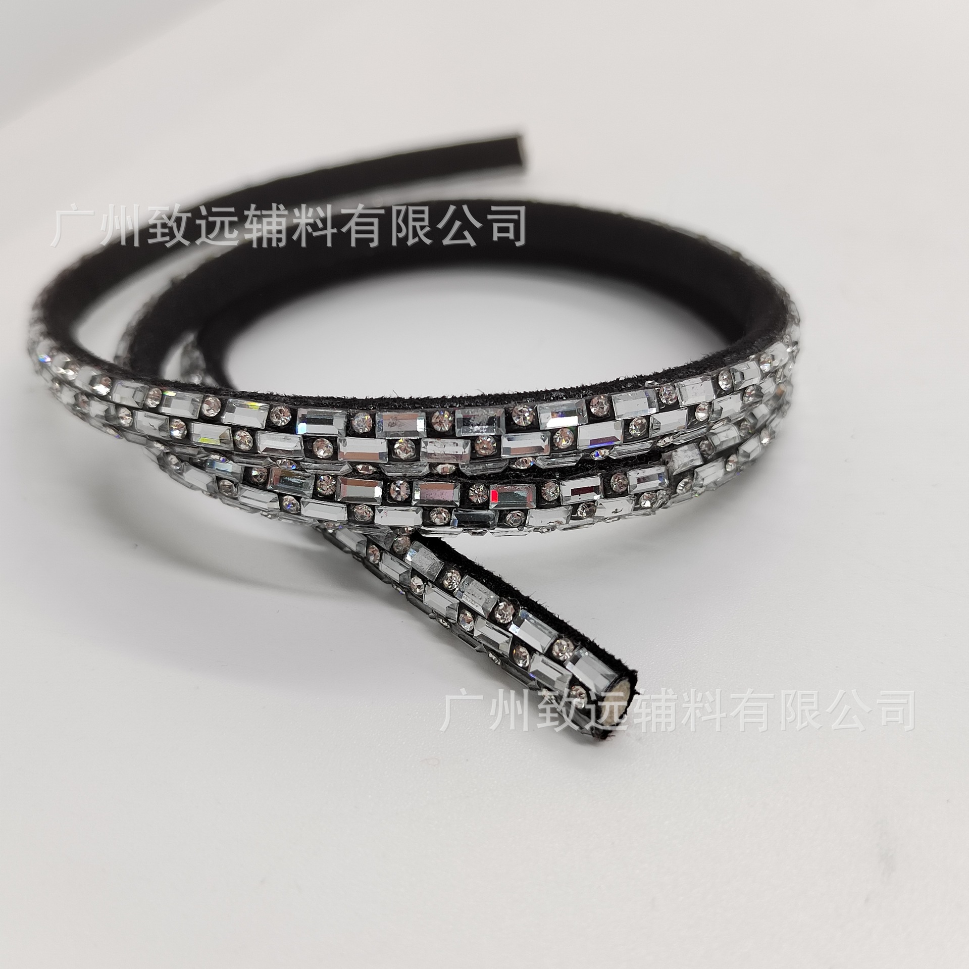 Venta directa de fábrica de cuerda de núcleo de algodón 2,5x5 tira de vidrio sandalias accesorios al por mayor accesorios de la joyería DIY