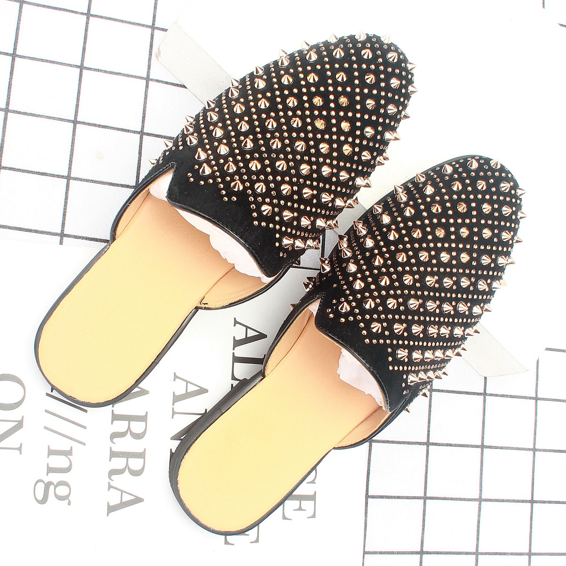 2022�ļ���������СƤЬ��ʿ����һ�ŵ�Ӣ�׺��泱������Ь176