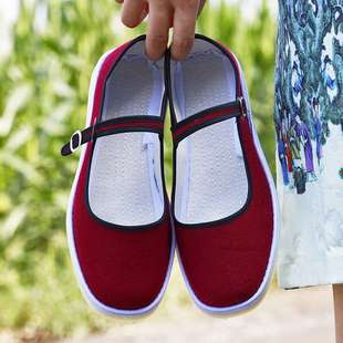 ���Ľq�޲�ŮЬţ���Ůʿ�ֹ��Ͼ��p��Ь�\�ڲ�ɫһ�ֿێ��ڲ�Ь