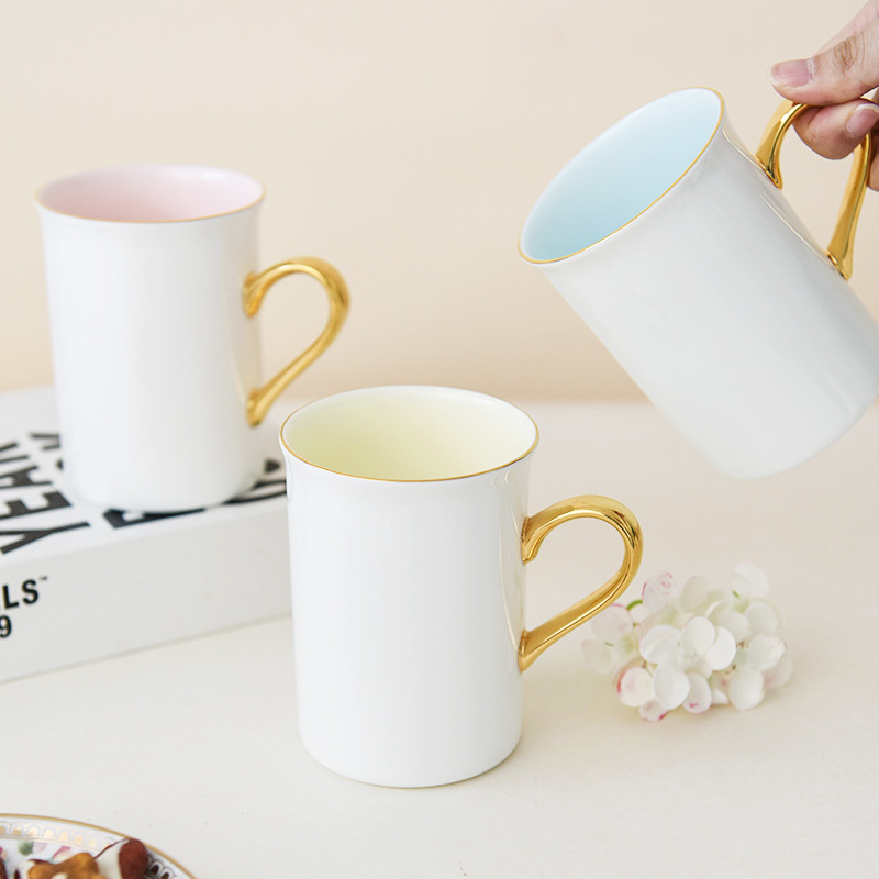 Luz de lujo de alta gama taza de porcelana taza de agua de oficina taza de agua pareja simple creativo oro contraste color Taza de cerámica