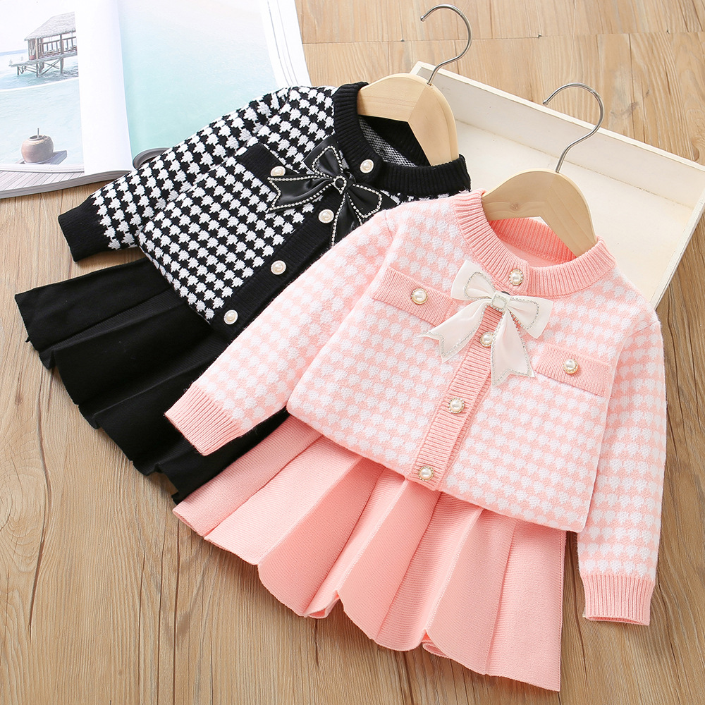 Maglione da ragazza 2023 Autunno / Inverno Nuova edizione coreana occidentale Little Fragrance Baby lavorato a maglia scozzese Top a due pezzi_voghion.com