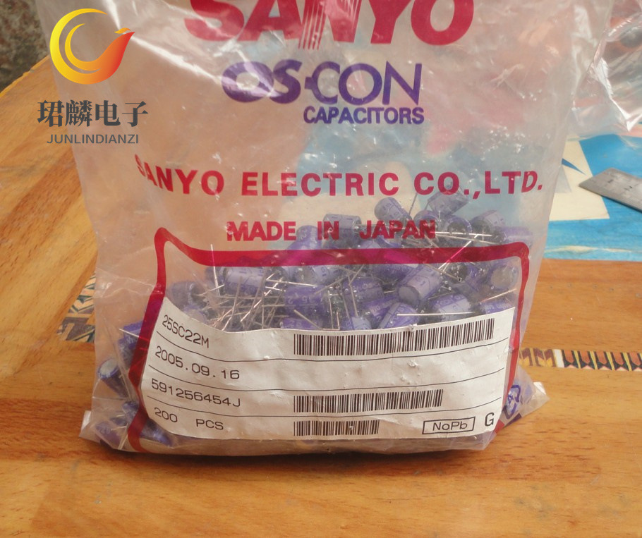日本三洋 25V22UF 8X10 OS-CON高分子聚合物固态电容 25SC22M