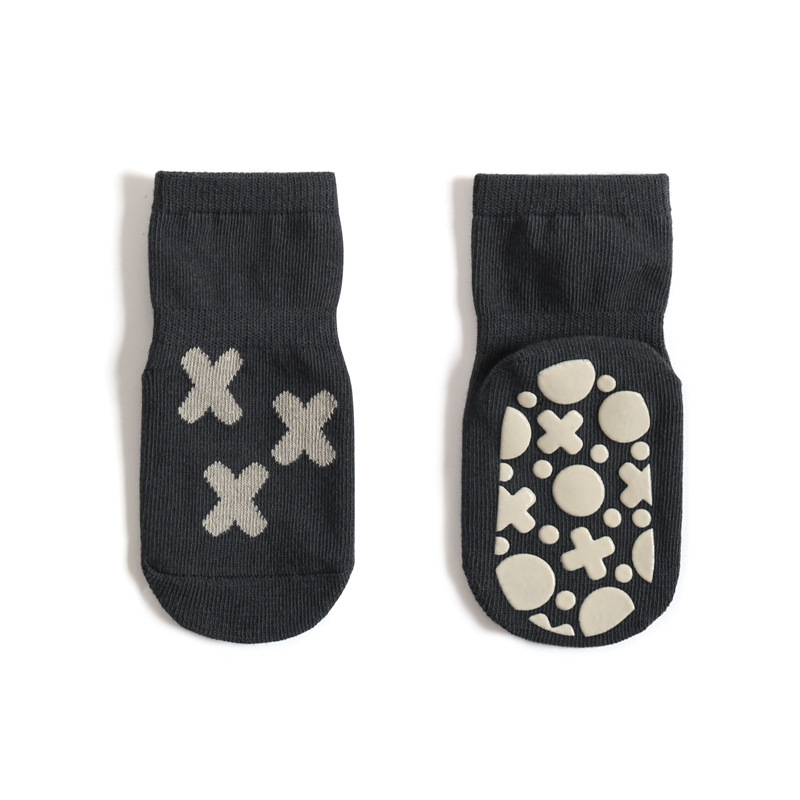 2022 calcetines de piso para niños al por mayor amistosos fábrica fuente personalizada primavera y otoño niños y niñas calcetines de dibujos animados