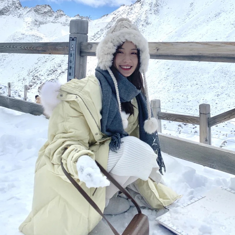 ウサギの毛の雷の前線の帽子の子供の秋冬の毛糸の帽子の韓国版の甘くてかわいい毛のボールの耳の保護とベルベットの保温のニットの帽子の潮