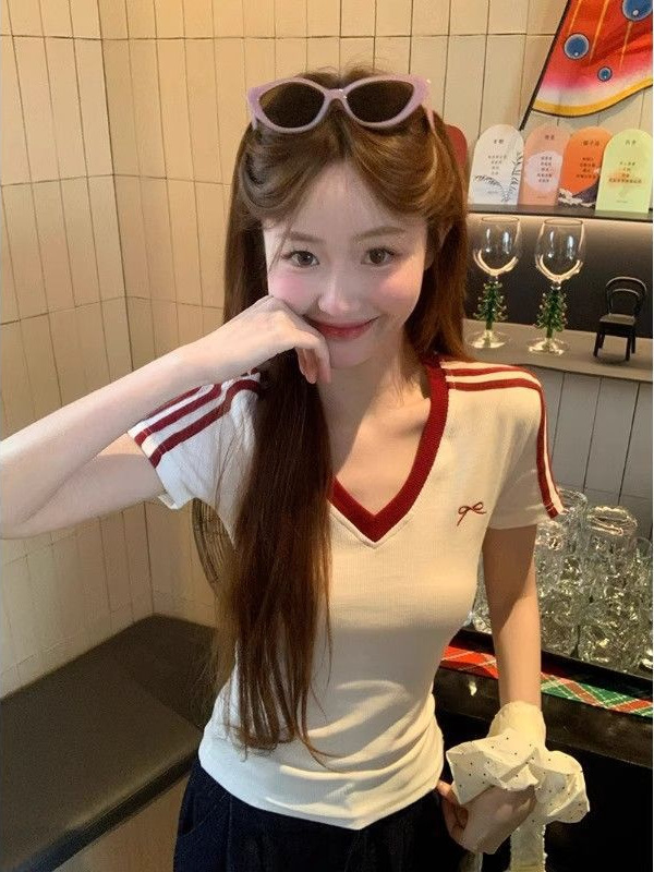 リボン甘辛スレッドショルダーVネック半袖Tシャツレディース夏スリムカラーブロックアメリカンホットガール刺繍トップトレンディ|undefined