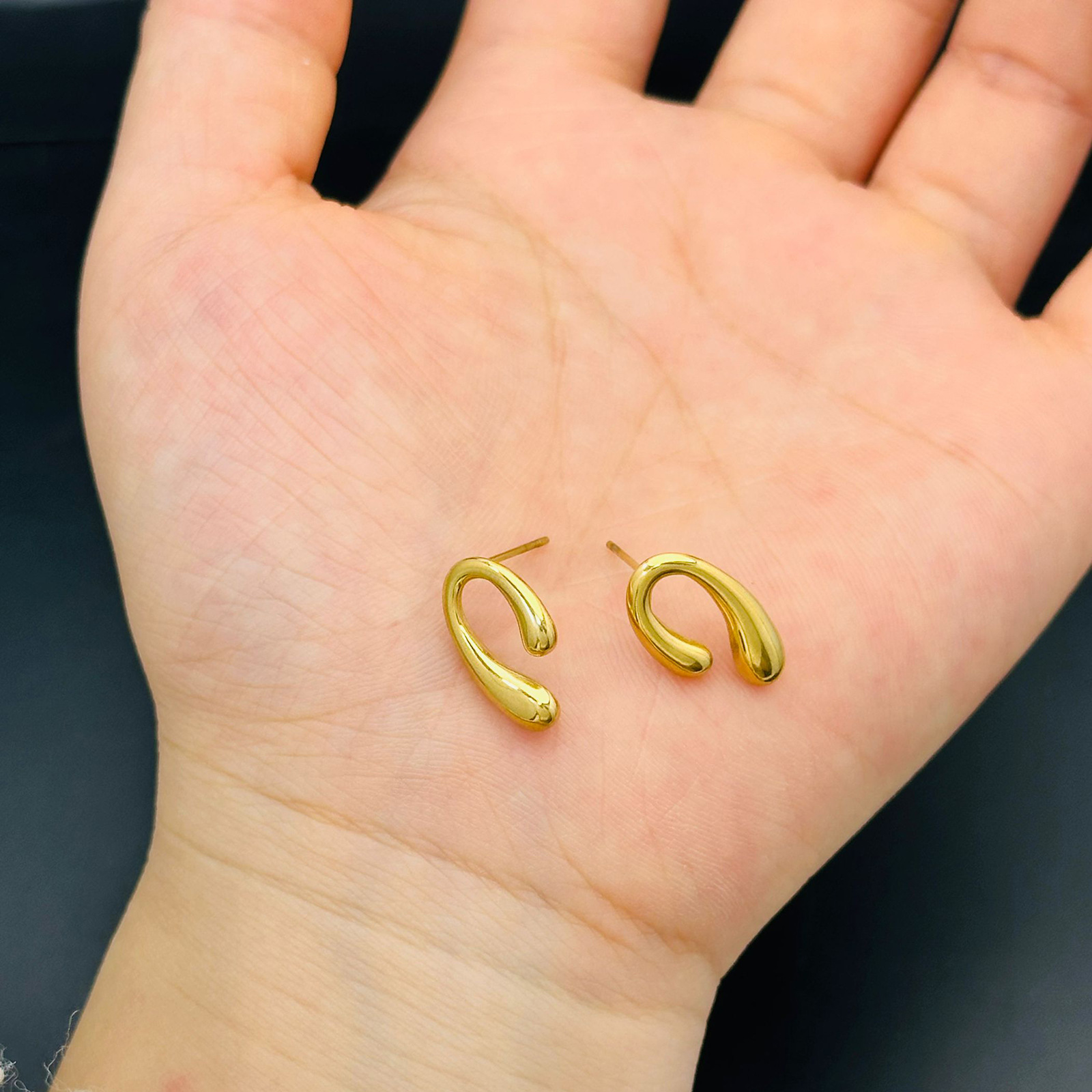 Pernos de acero de titanio franceses simples y versátiles INS aire frío diseño compacto sensación de pernos de alta calidad