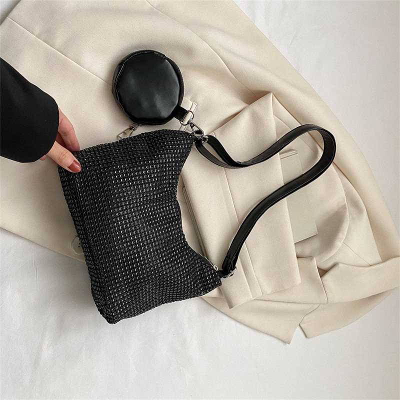 2023 primavera y verano nuevo bolso de hombro de estilo occidental elegante simple bolso de mujer de moda de diamantes de imitación de este año