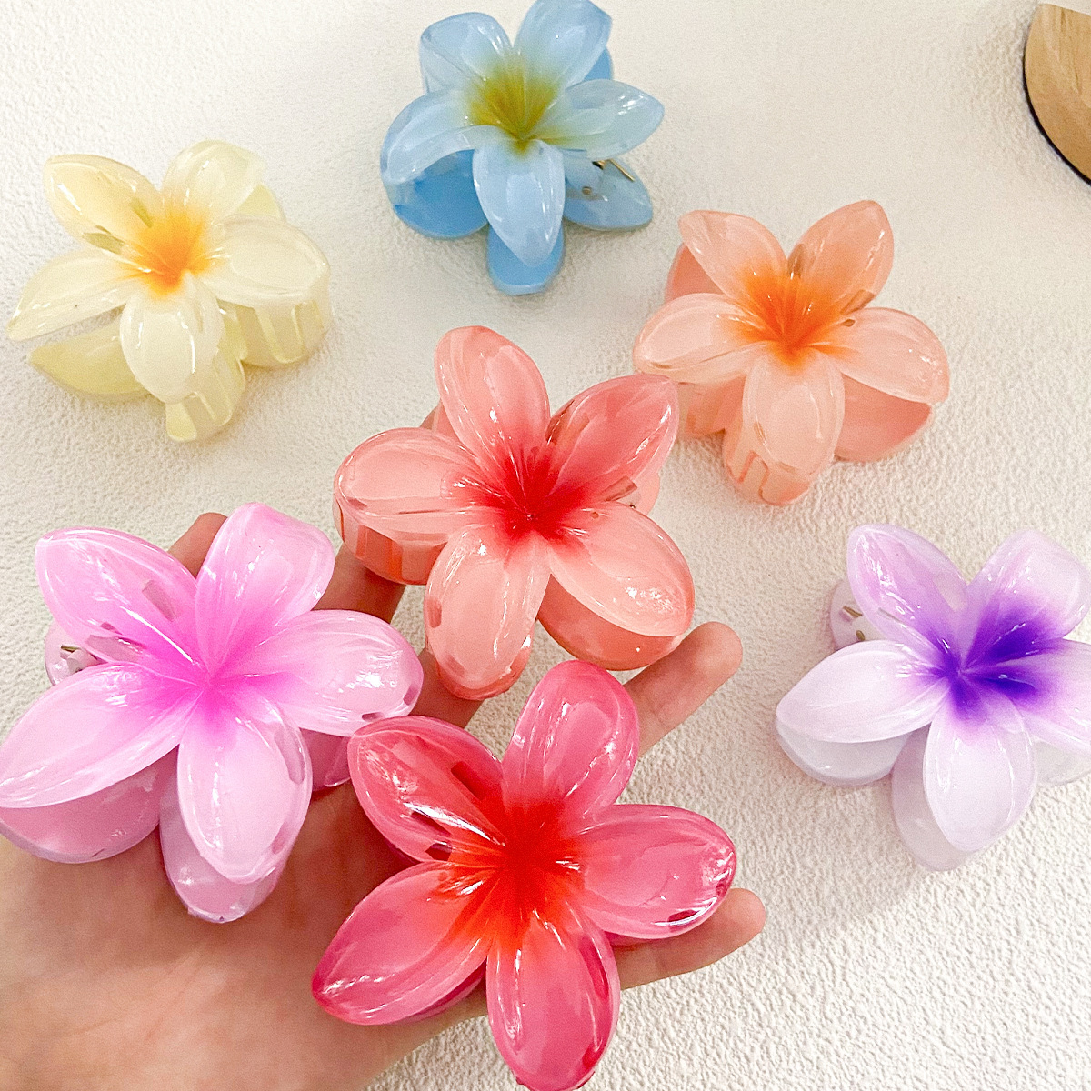 Simple Style Flower Hair Claws display picture 4