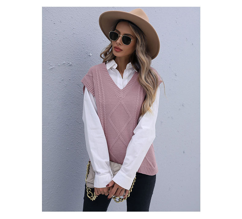 Early Autumn Fashion Women's Sleeveless Twist Solid Color Knitted Vest_voghion.com