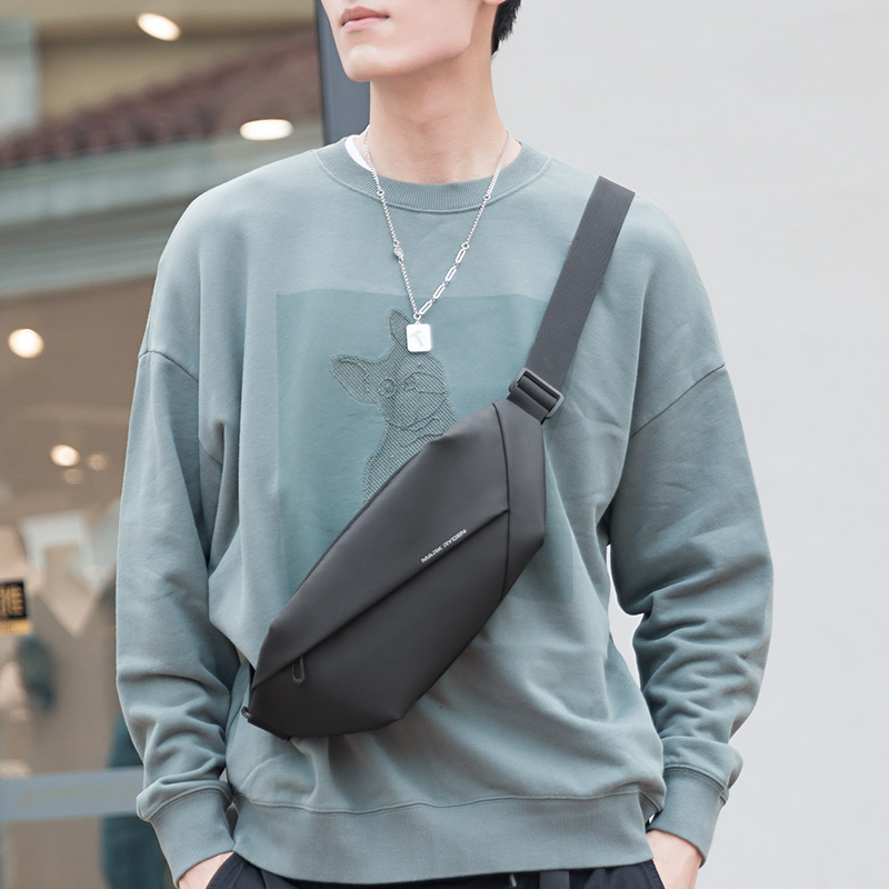 casual one-shoulder bag