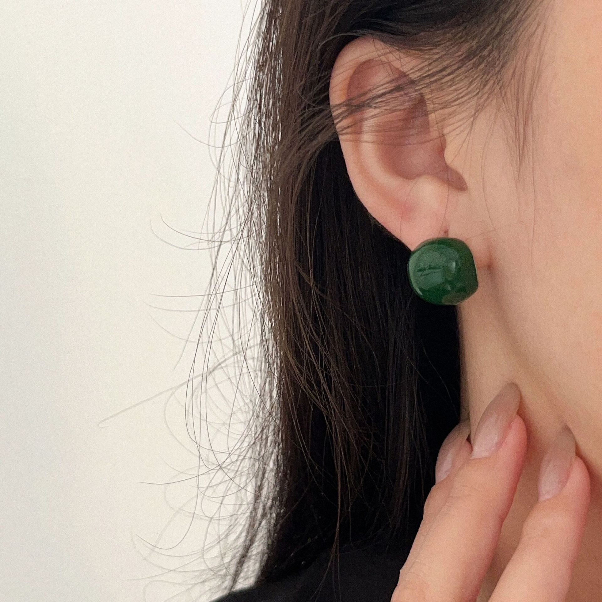 銀瑞泰s925純銀綠色顯白耳釘高級感手工琺瑯滴釉耳環圓形復古耳飾