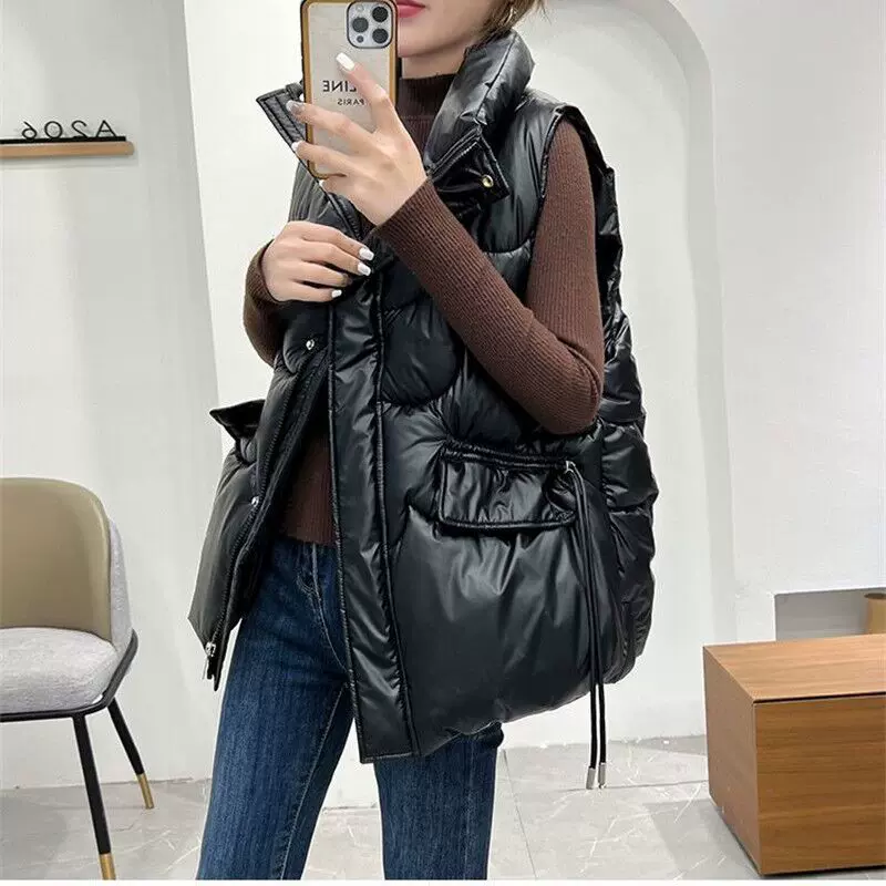 羽绒马甲女外穿短款2025新款鸭绒马甲秋冬时尚宽松百搭马夹背心潮