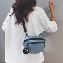 ins潮韩版超火帆布包女2025新款休闲通勤贝壳包休闲百搭斜挎小包
