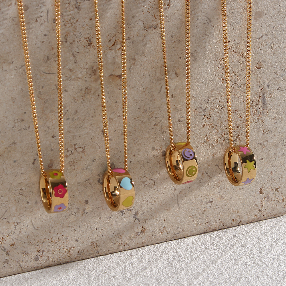 Retro Round Flower Stainless Steel Necklace Enamel Stainless Steel Necklaces