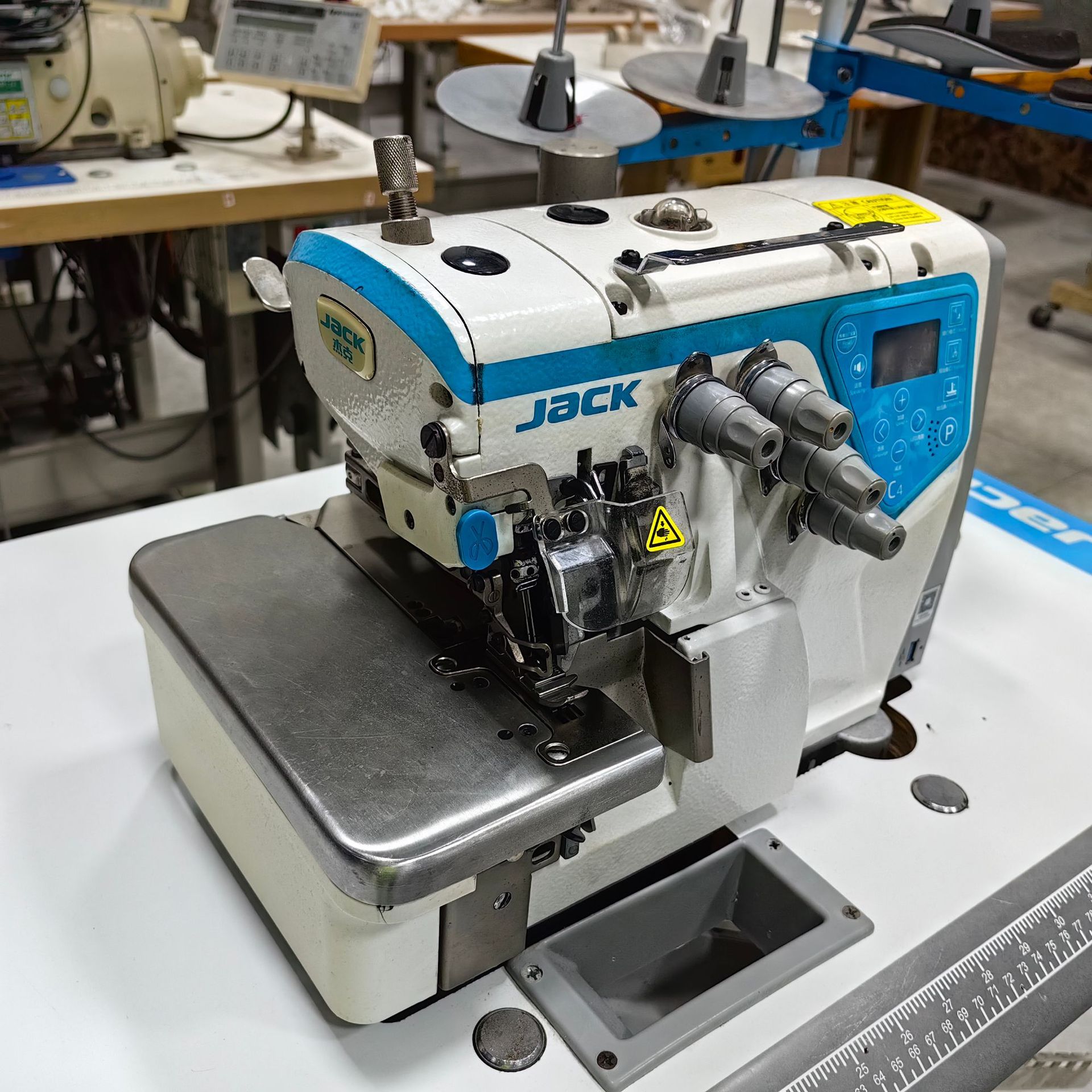 Máquina de coser overlock automática de cuatro hilos jakc/Jack C4, máquina de coser overlock con reconocimiento de tela y función overlock