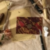3 burgundy envelopes + 8 pieces of cowhide rabbit stationery + 3 fire paint seals [fire paint wax material]
