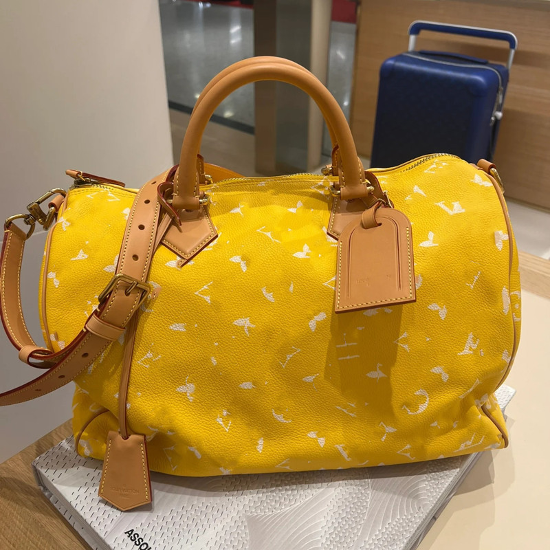 Genuine Leather Trendy Boston Pillow Bag Pillow Bag in Glossy Black Speedy Handbag Travel Bag Single Shoulder Crossbody Bag