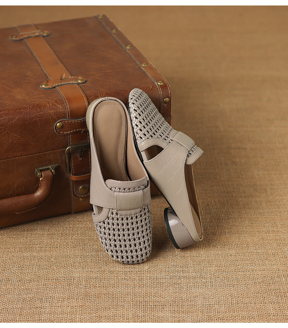 Sandal nữ quai chữ V mũi kín phong cách vintage gót thấp — đen chi tiết 13