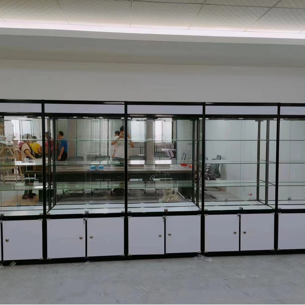 广州展示柜产品柜公司样品柜化妆品展柜东莞礼品展柜模型展示柜