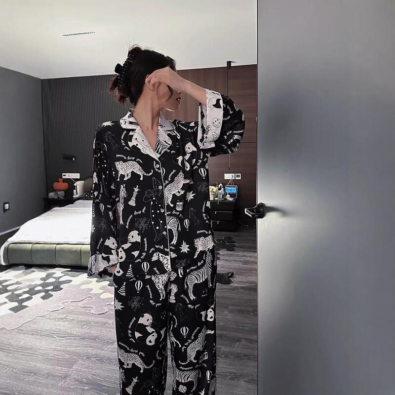 Autumn 2024 New Black and White Contrast Color Art Flower Artistry Designer Panda Home Clothes suit