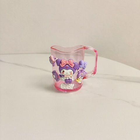 Semi-transparent curved cup-single culomi-powder