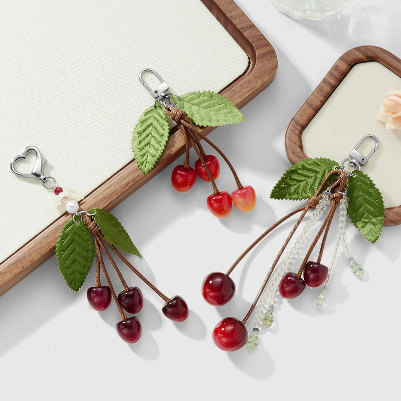 New Miu Style Exquisite Sweet and Cool High-Value Beaded Simulated Leaf Leather Rope Cherry Pendant DIY Keychain