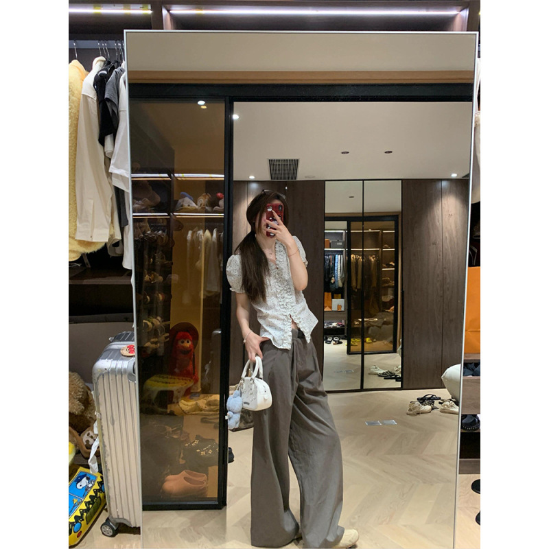 法式洋气设计感木耳边小碎花上衣搭配松弛感休闲裤套装|undefined