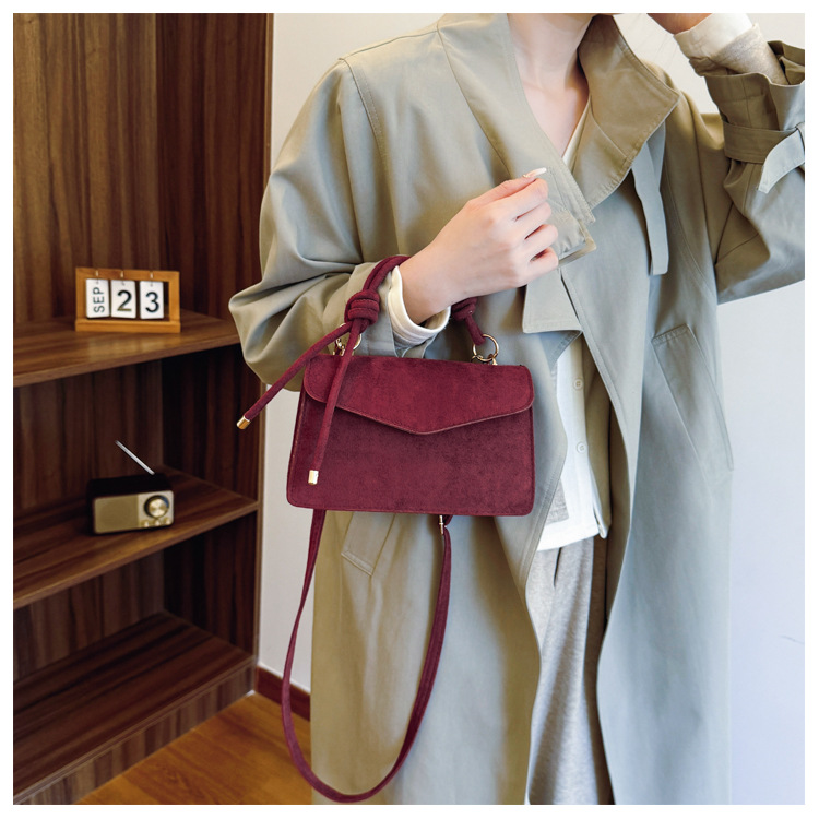 232g Weight Synthetic Leather Lining Material Magnetic Buckle Closure Type Single Shoulder Strap, Top Handle Strap Type Crossbody Bag Bags Type Casual, Daily, Shopping Occasion Pu Leather Material Solid Color Pattern All Seasons Season Women's Gender Basic Style Square Shape Women's Pu Leather Solid Color Basic Square Magnetic Buckle Crossbody Bag 无