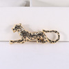 Fashionable high-end retro brooch lapel pin, European style, wholesale