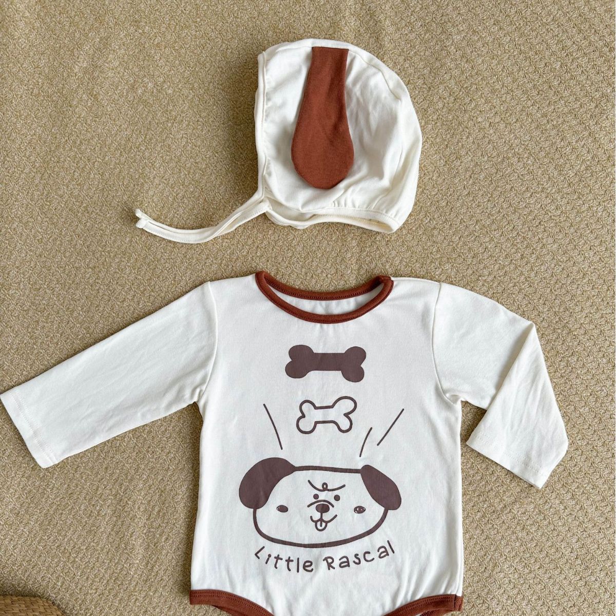 24 primavera estilo coreano bebé mono traje ins estilo cachorro impresión modelado mameluco bebé vaina con sombrero