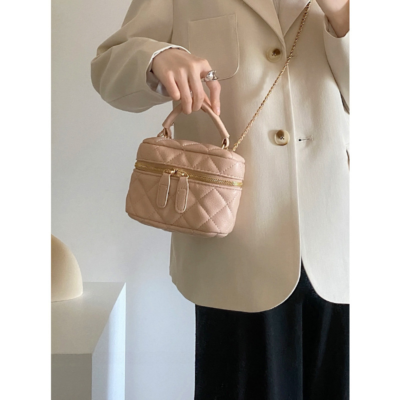2022 Spring and Summer New Handheld Mini Bag Rhombic Style Chain Bag All-match Shoulder Crossbody Lipstick Small Bag_voghion.com