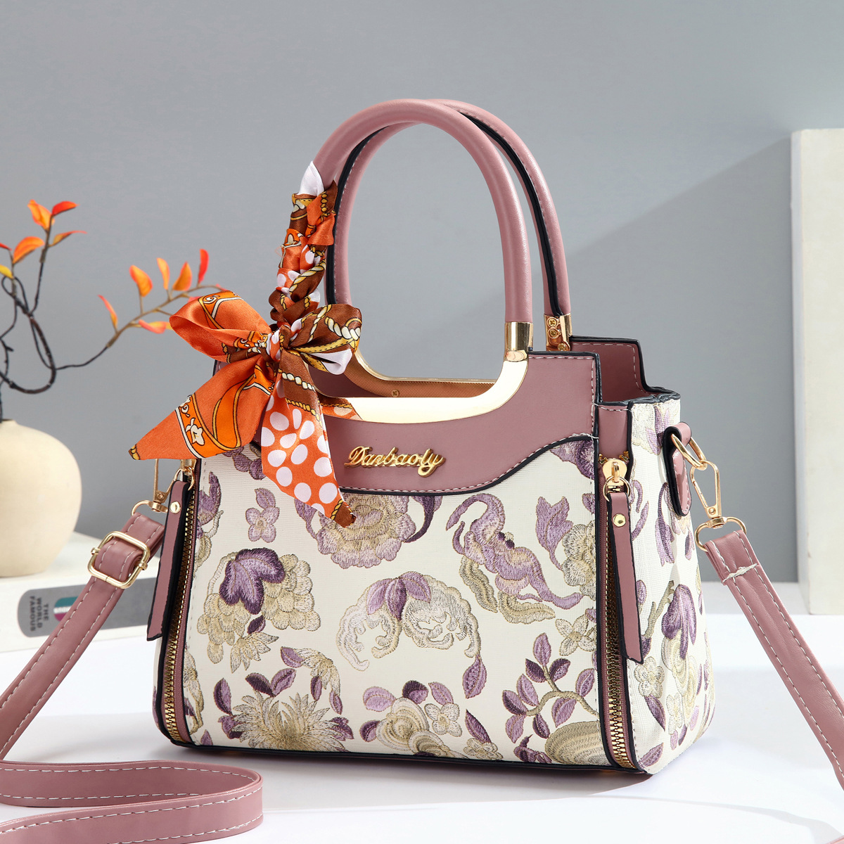 Bolso de mano bordado de comercio exterior para mujeres 2025 nuevo nicho de diseño de transporte universal bolso de hombro de mujer popular