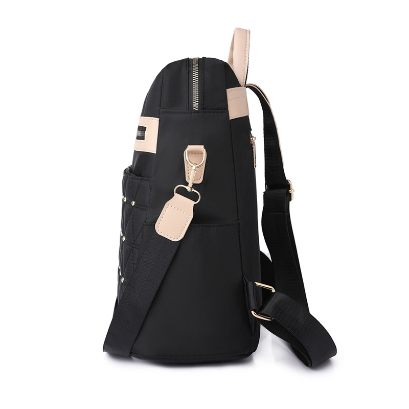 Bolsos para mujer 2023 nueva mochila casual para mujer de nailon Mochila de viaje al aire libre simple y ligera urbana al por mayor