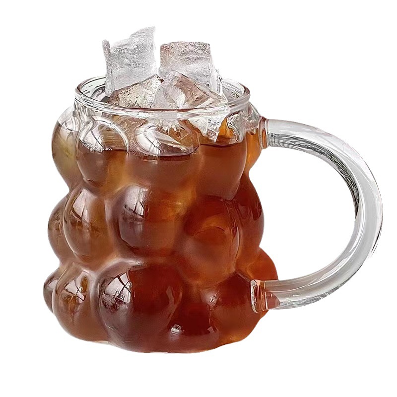 En stock de vidrio de borosilicato de uva taza de agua taza de café de vidrio transparente con mango taza de jugo taza de leche de una sola capa