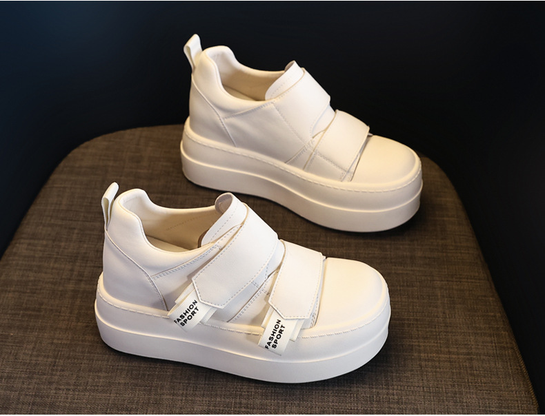 Giày sneaker nữ đế dày Velcro dáng nhỏ, phối màu be — Màu be chi tiết 7