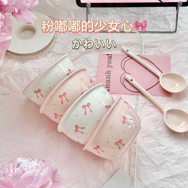 Ceramic tableware with bow