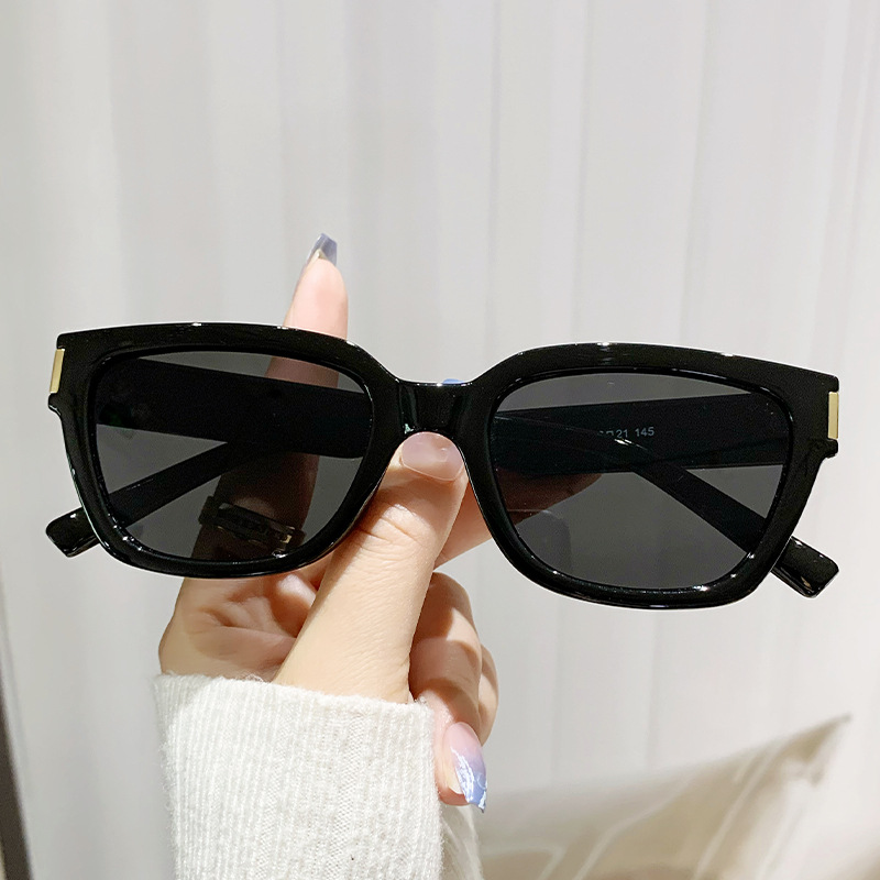 Fashionable universal trend sunglasses for men and women