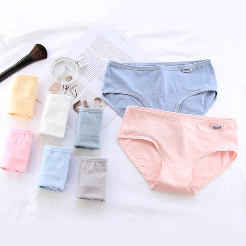 Pure Color Simple Cotton Ladies Underpan...