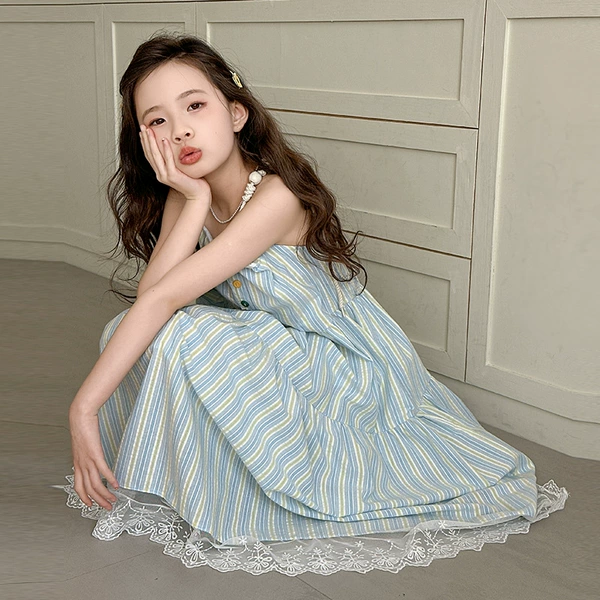 Blue dress