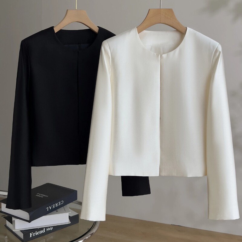 Endi Elegant Round Neck White Blazer for Women, Spring Season, High-End Glossy Short Suit Jacket