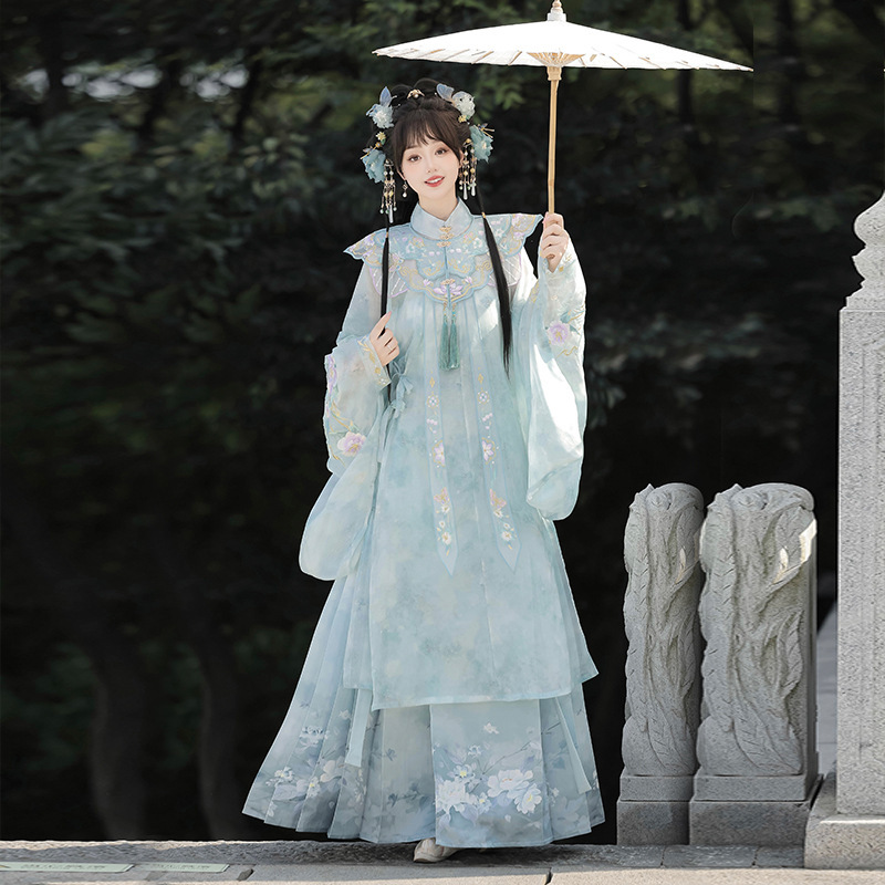 Han Yu Kui_Jasmine Language of Flowers Original Ming-Style Long Gown Hanfu for Women 2026 New Spring/Summer Cloud-Shoulder Mantou Skirt Ancient Costume