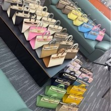 2025�¿�Ů����Ƥ��֦�y�P����^��ţƤi�K����߼�������б���