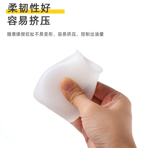 Silicone oil bottle brush outdoor barbecue oil bottle brush with cover and scale oil pot sauce brush household baking tools