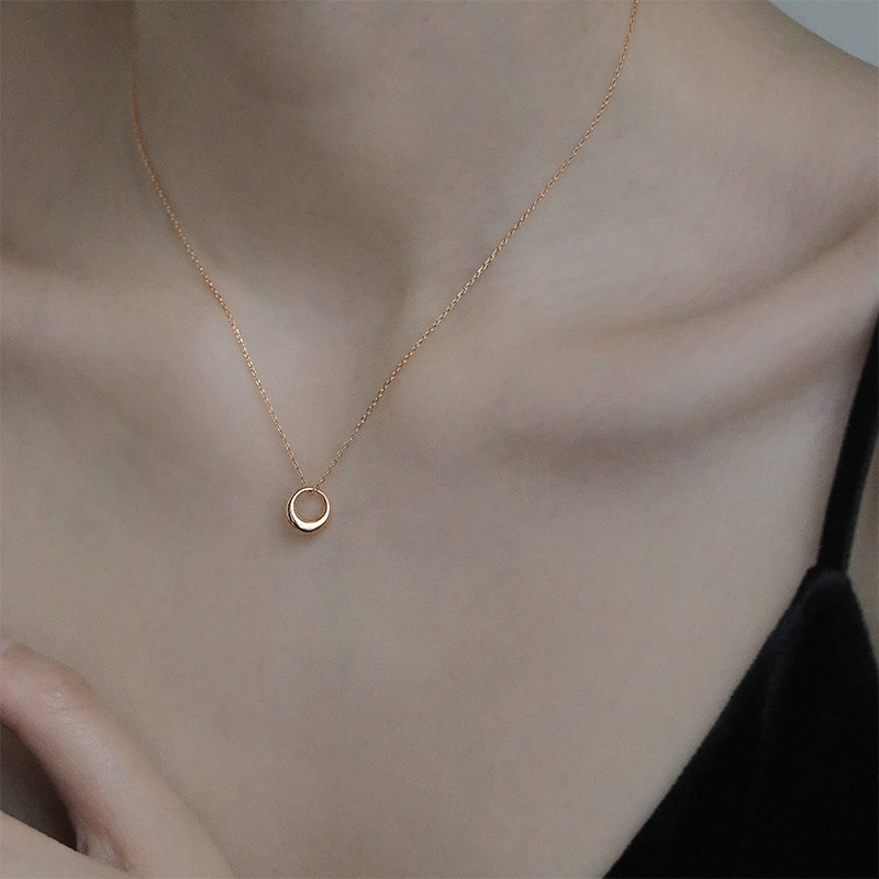 Tropfenförmiger Ring in Roségold für Damen, leichte und luxuriöse Halskette für das Schlüsselbein, neue schlichte und exquisite Sommerkette 2022_voghion.com