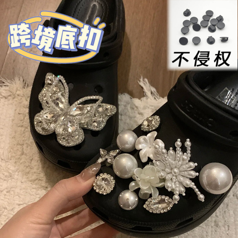 Vintage-Style High-End Clogs for Girls with Accessories Like Rhinestones, Butterfly Beads, and Floral Embellishments, Shoe Buckles for Wholesale Cross-Border Sales
