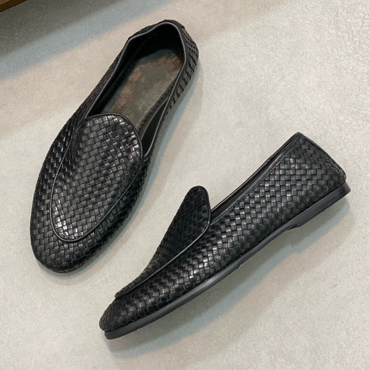 Европейские повседневные мужские лоферы из натуральной кожи, плетеные лоферы из воловьей кожи, новые мужские туфли для путешествий на плоской подошве.