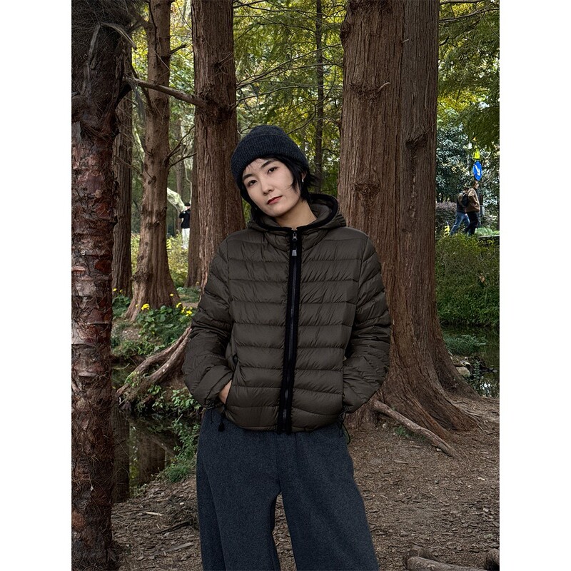 4337Y # Langqing Versatile Color-Blocked Lightweight Hooded "Ribbed Duck" down Jacket.