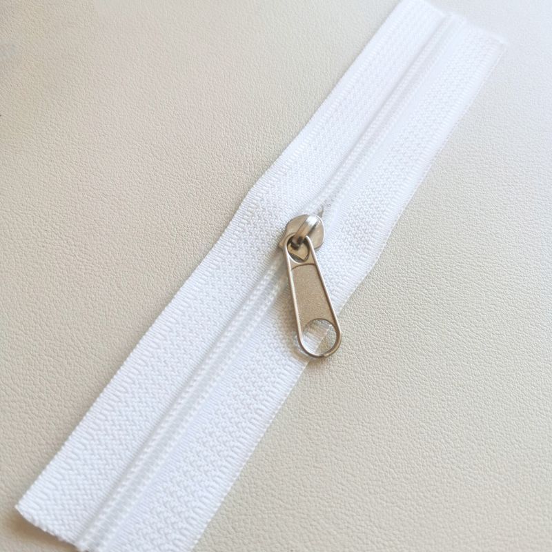 メーカー卸売 No.5 ナイロンジッパー バッグ、文具、枕カバー、テント、ソファカットジッパー、ジッパー|undefined