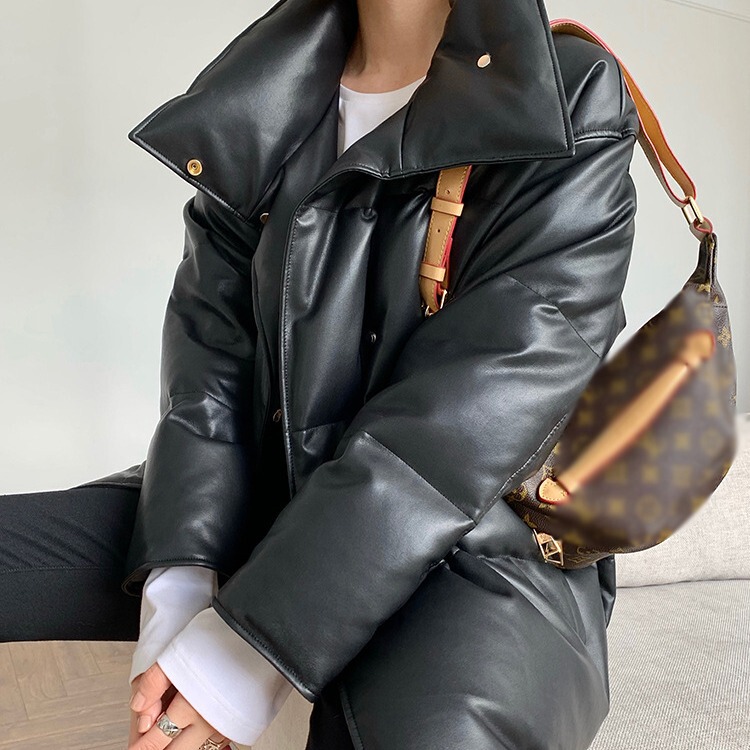 In stock black leather down jacket women's winter thickened 2023 new PU leather 90 white duck down loose coat